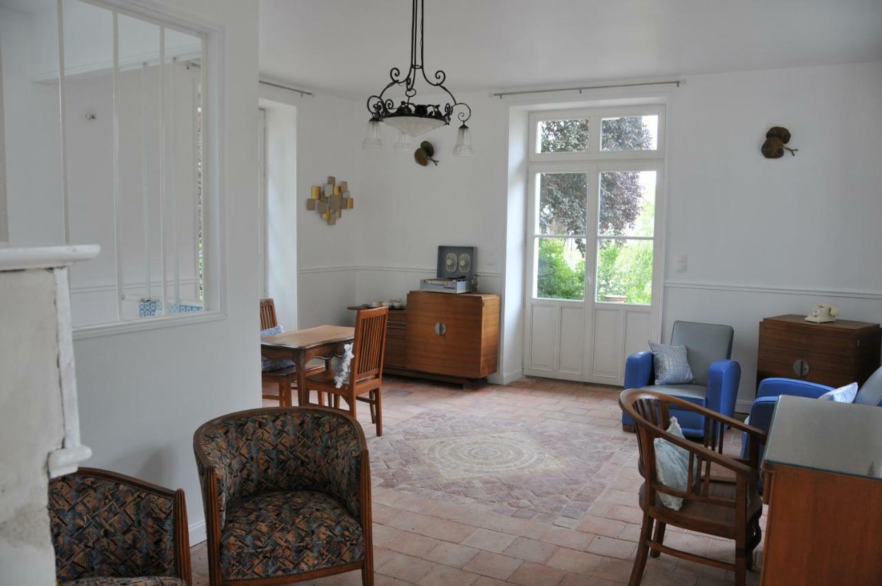 La Terrasse De L'Orangerie Du Chateau - Art Nouveau - Gite 2 Personnes Brain-sur-Allonnes Dış mekan fotoğraf